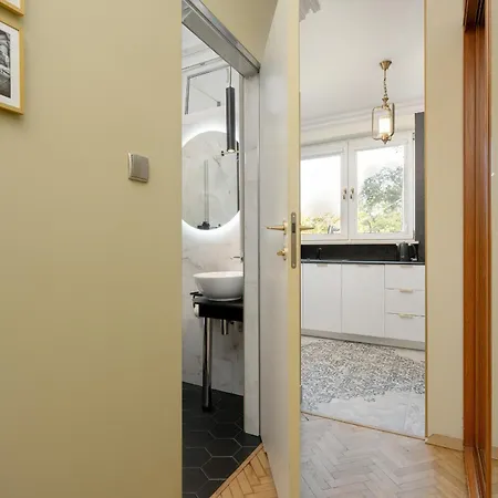 Daire Przestronne Blisko Starego Miasta By Renters *