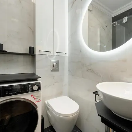 Przestronne Blisko Starego Miasta By Renters Apartment *