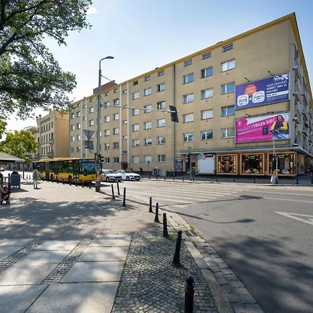 Przestronne Blisko Starego Miasta By Renters